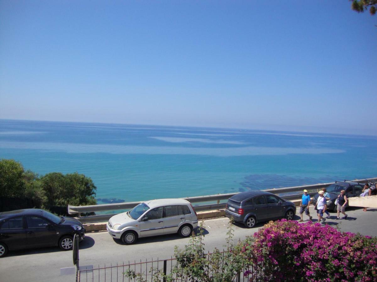 La Scogliera Turca Hotel Realmonte Exterior photo